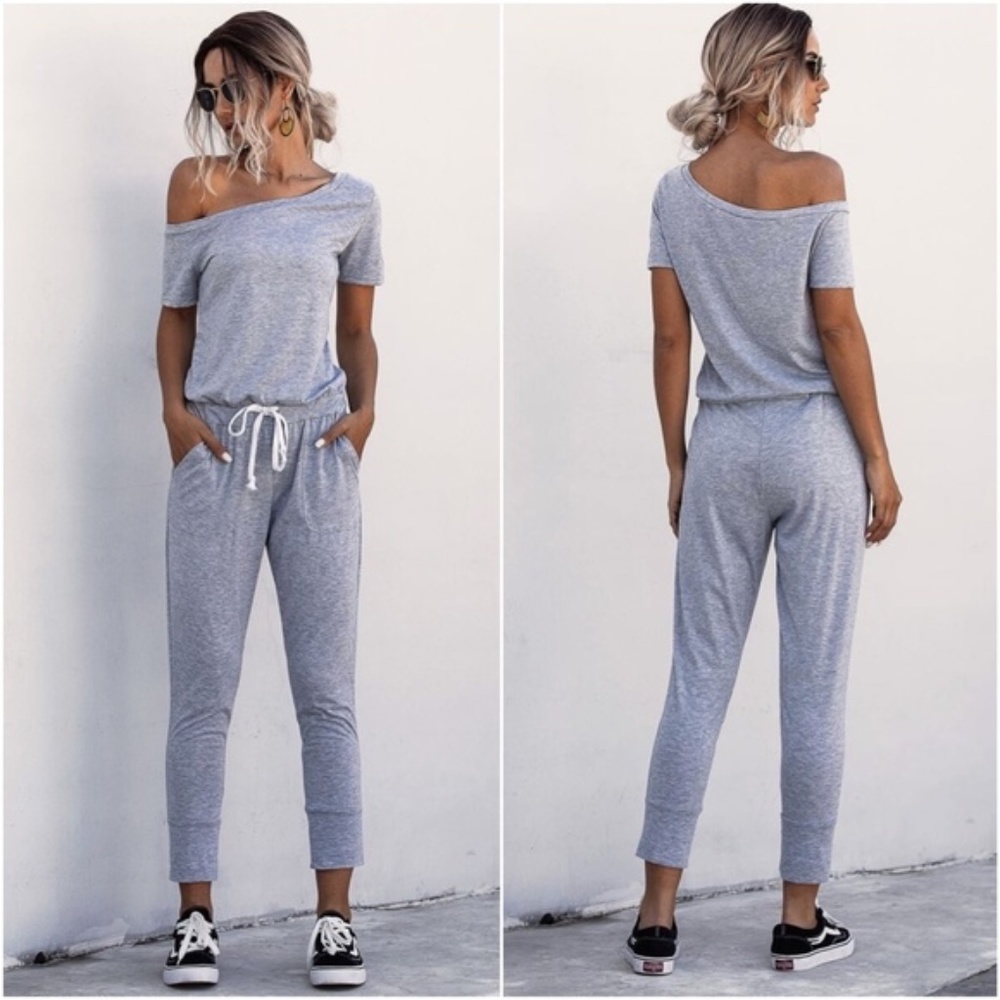 Comfy Black off shoulder waist tie pocket jumpsuit - Picture 4 of 9